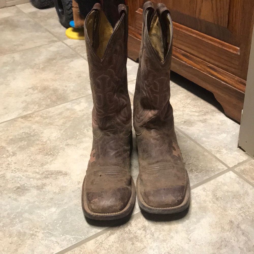 Women cowboy boots